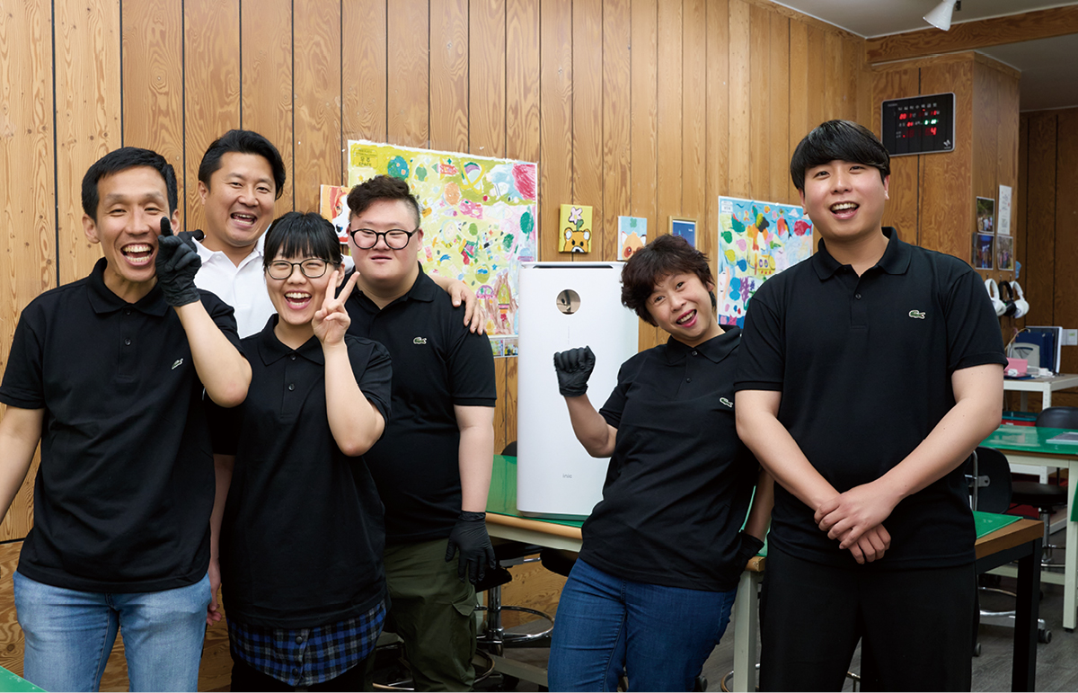 안산밀알보호작업장 근로자들